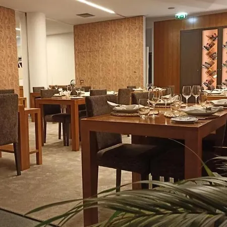 博蒂卡斯艺术和spa酒店 4* 博蒂卡什