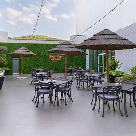 Art & Hotel 4*