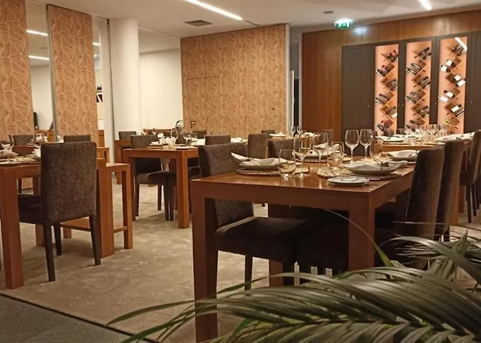 博蒂卡斯艺术和spa酒店 4* 博蒂卡什